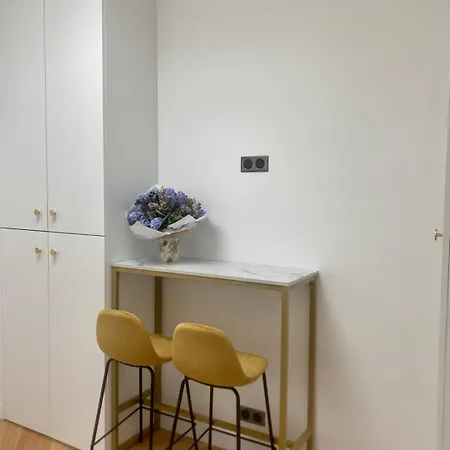 Cosy Près De L'opéra Avec Lumière Naturelle Appartement *